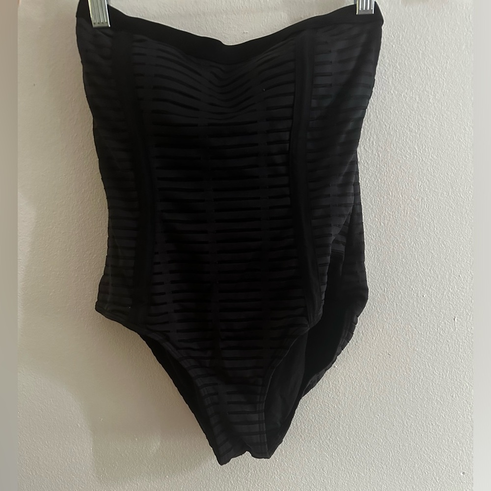 bond-eye Australia Strapless One Piece Swimsuit size 10 Australia ( 6 US)